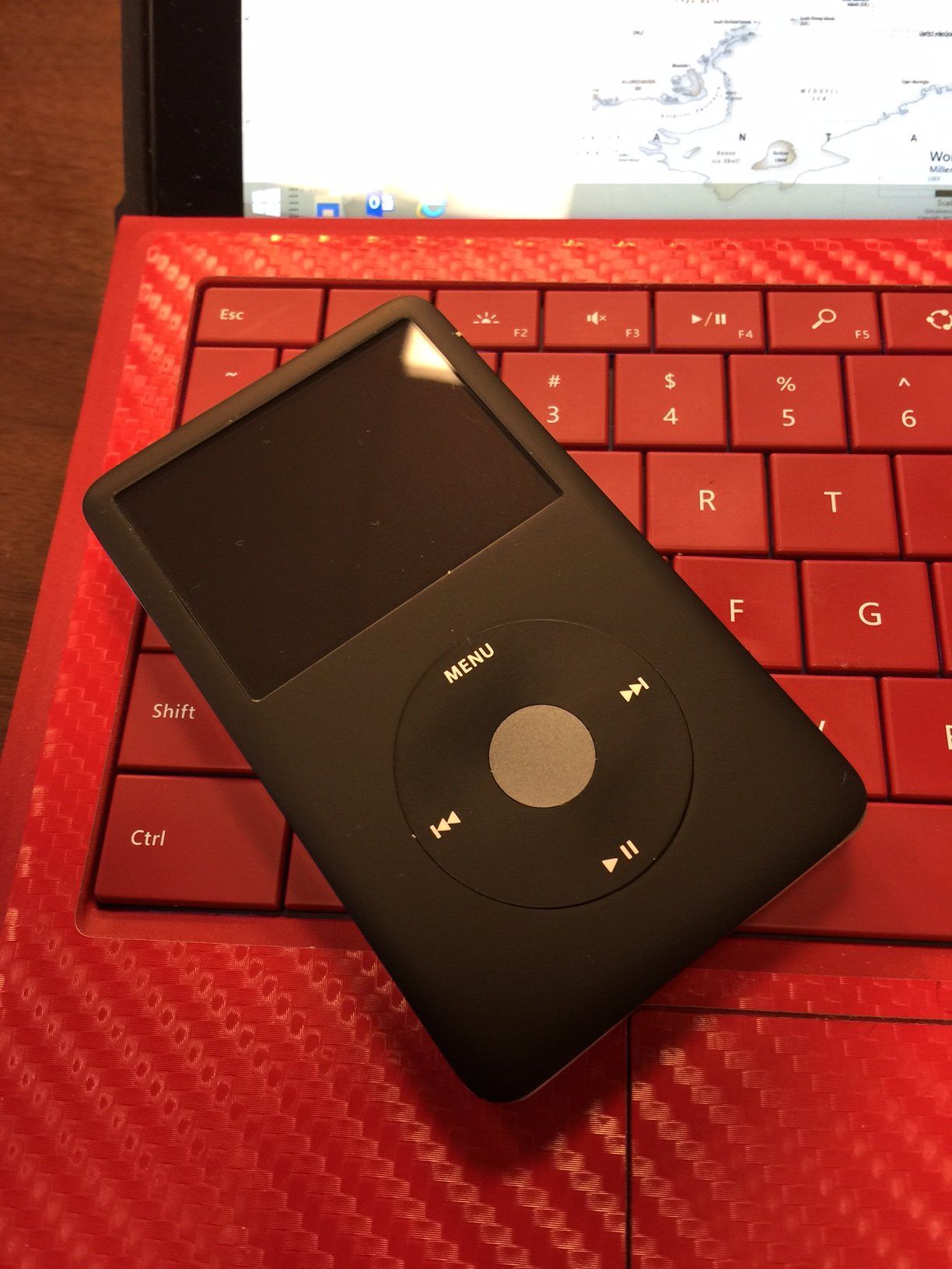 ipod3.JPG